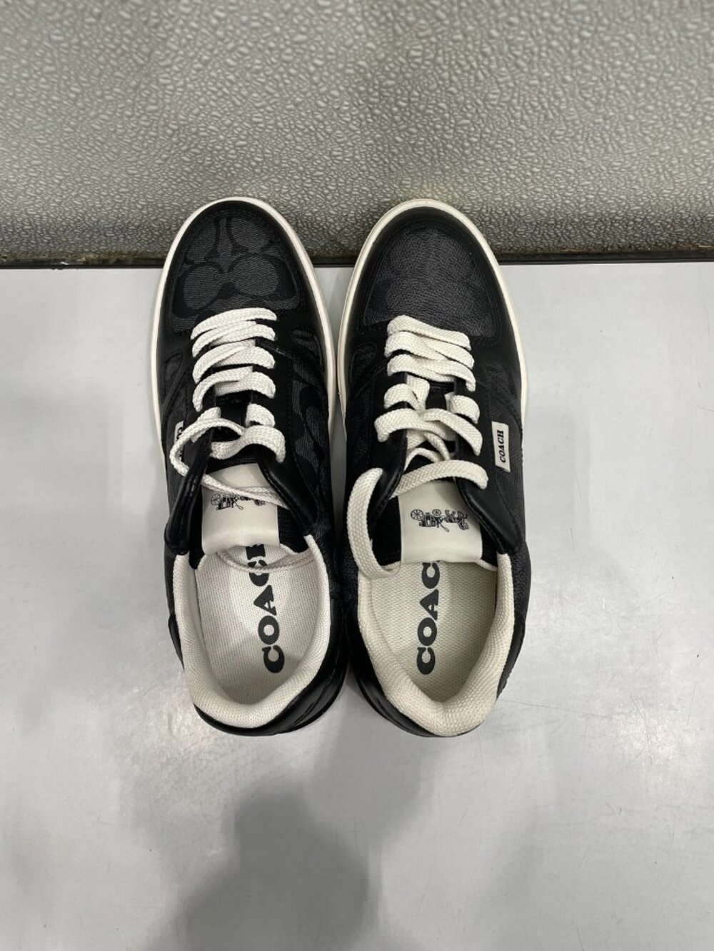 Coach Clip Court Low Top Sneaker In Signature Canvas Women's US 7.5B, Black - Picture 5 of 10